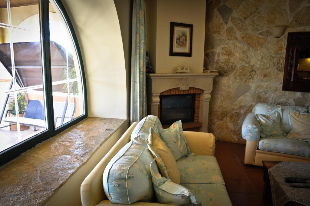 Orsalia Luxury Suites Platanés Kamer foto