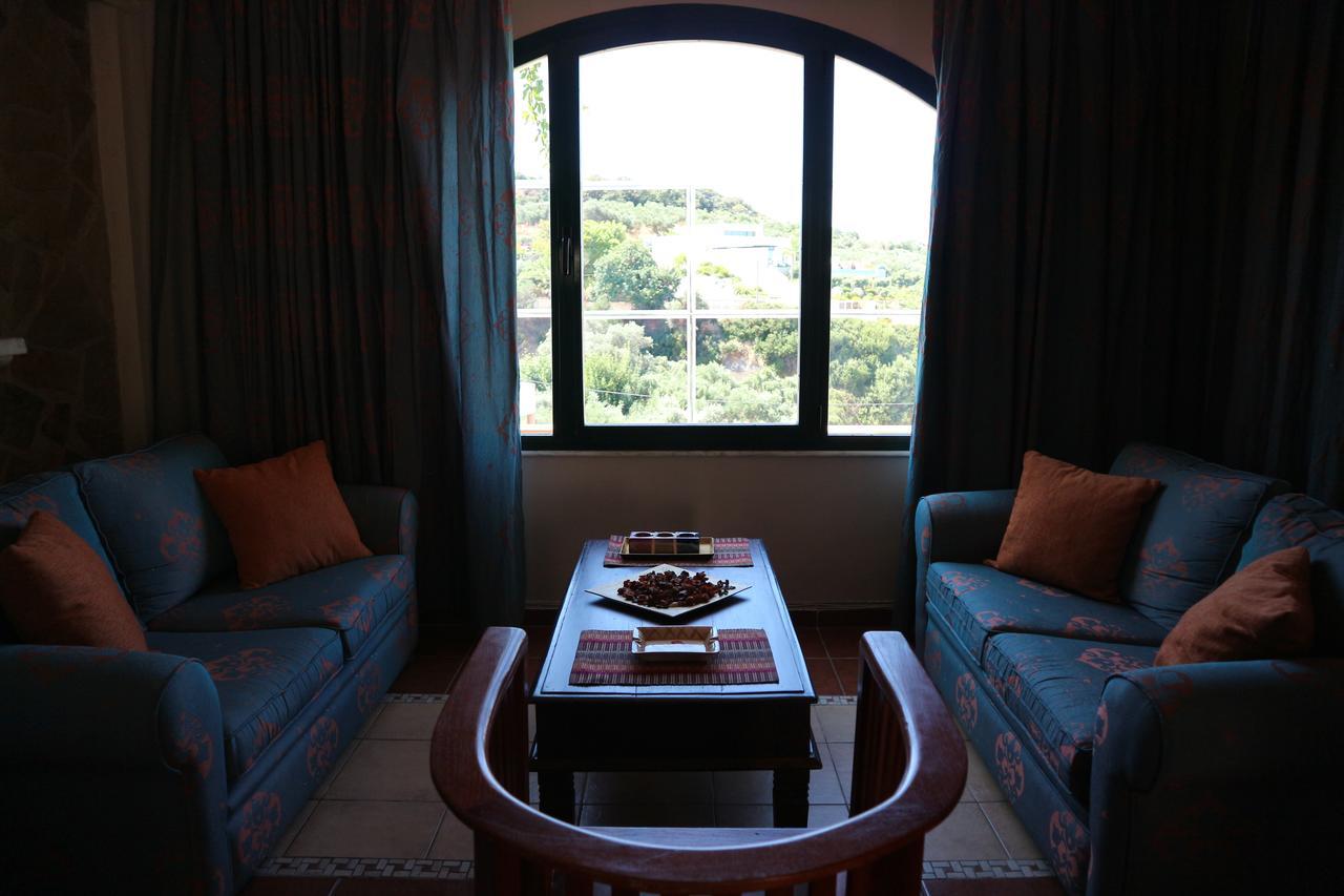 Orsalia Luxury Suites Platanés Buitenkant foto